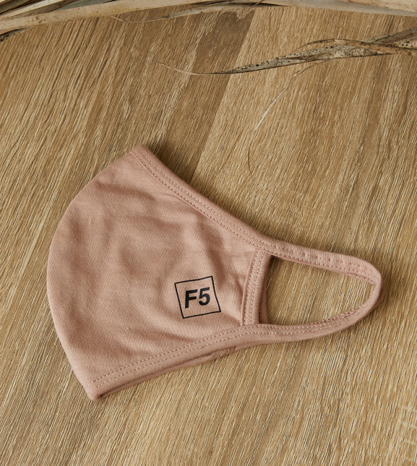 F5 F5 - Pink Masks