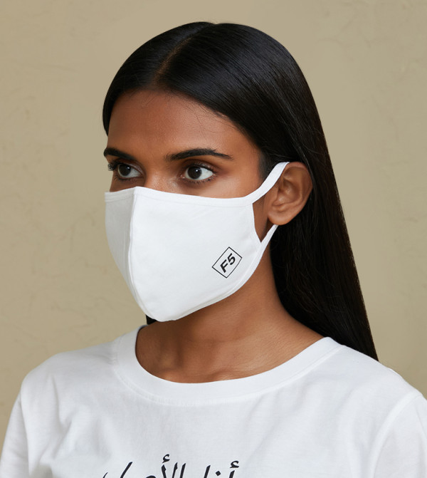 F5 F5 - White Masks