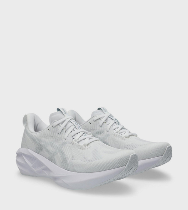 اسيكس اسيكس - أبيض أحذية الجري