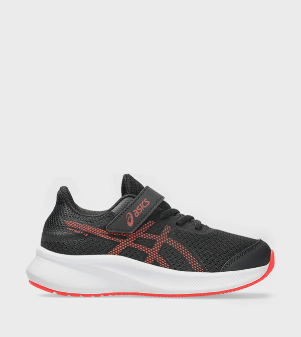 Asics  Sports Shoes - Black Running & Training