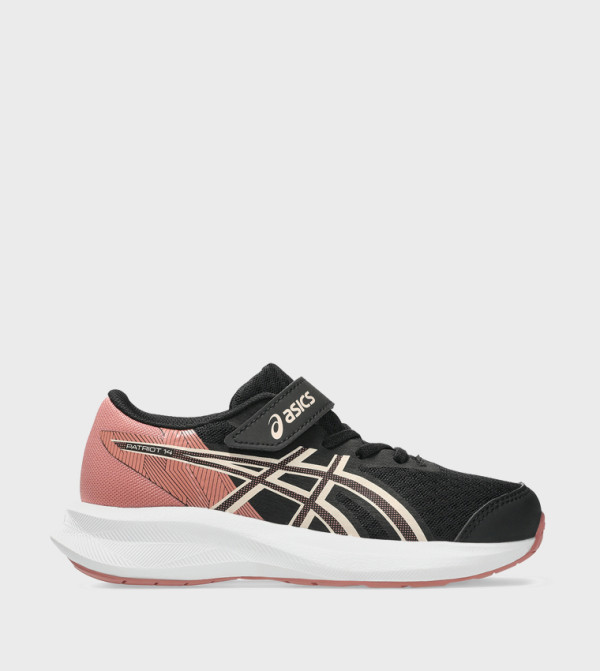 Asics  Sports Shoes - Black Running & Training