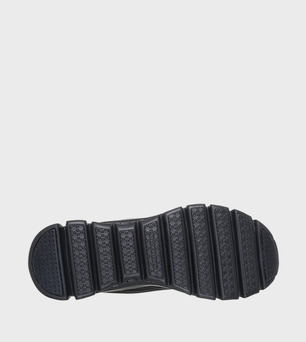 سكيتشرز  Slip-Ons - أسود سهل الارتداء