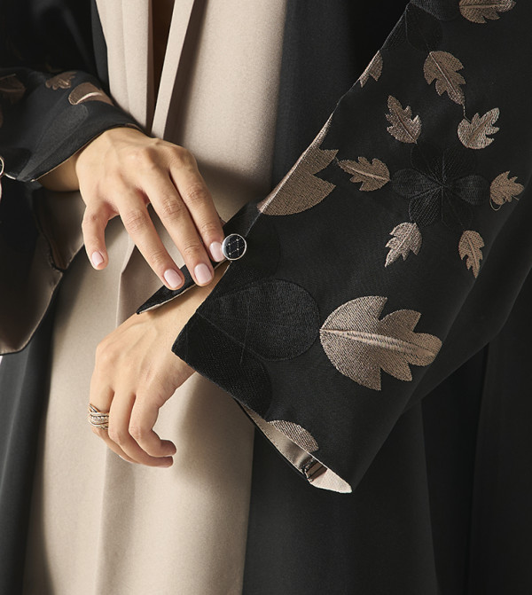 HM  Abayas - Black Abayas