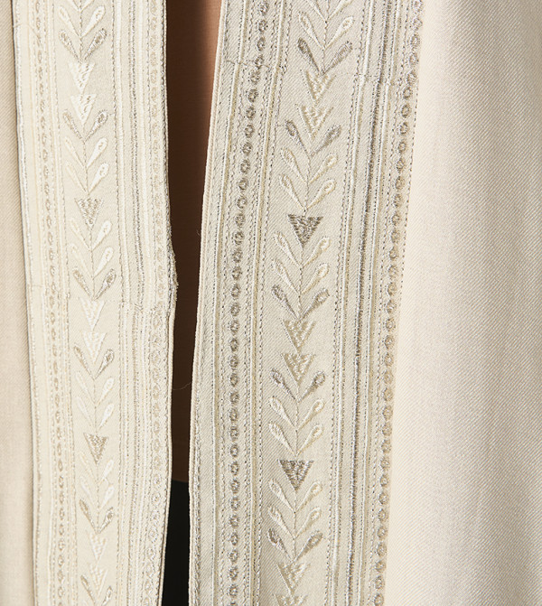 HM  - Beige Abayas