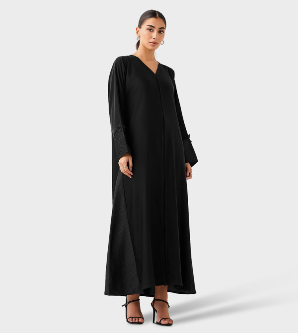 HM  - Black Abayas