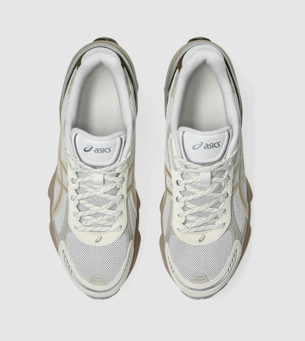 Asics  Sneakers - Beige Low Top