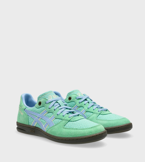 اسيكس  أحذية سنيكرز - متعدد أحذية برقبة منخفضة 