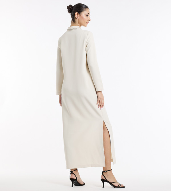 بي سي بي جي  zainab-influencer - أوف وايت  Shirt & T-Shirt Dresses