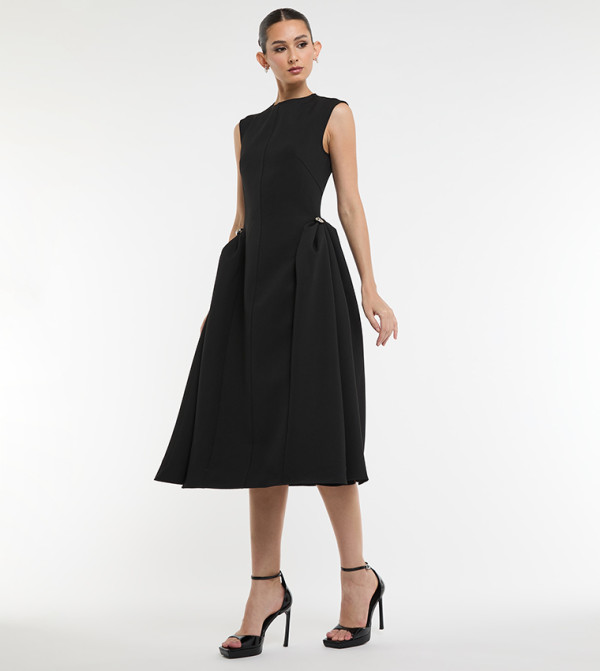 بي سي بي جي  ملابس - أسود Midi Dresses
