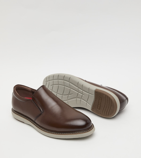 Hush Puppies Hush Puppies - Brown Casual Slip-ons
