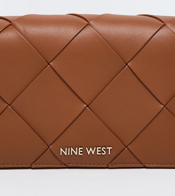 ناين وست ناين وست - بني  Cross Body Bags