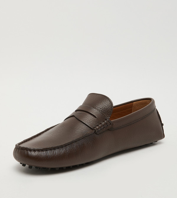 Hush Puppies  Loafers & Moccasins - Brown undefined