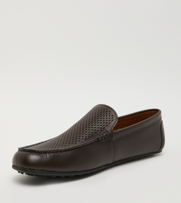 Hush Puppies  Loafers & Moccasins - Brown undefined