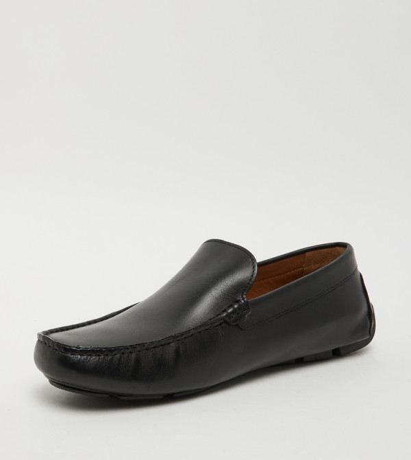 Hush Puppies  Loafers & Moccasins - BLACK undefined