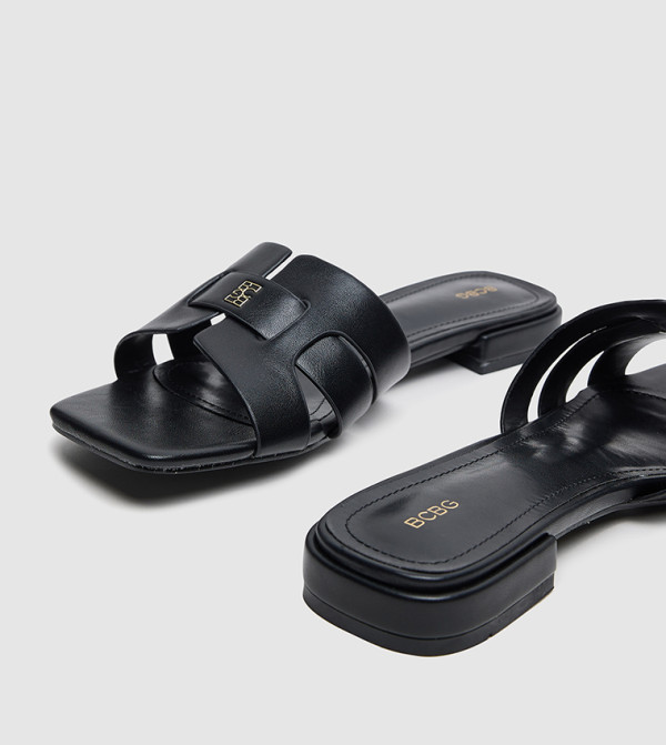 بي سي بي جي بي سي بي جي جينيريشن - أسود Flat Sandals