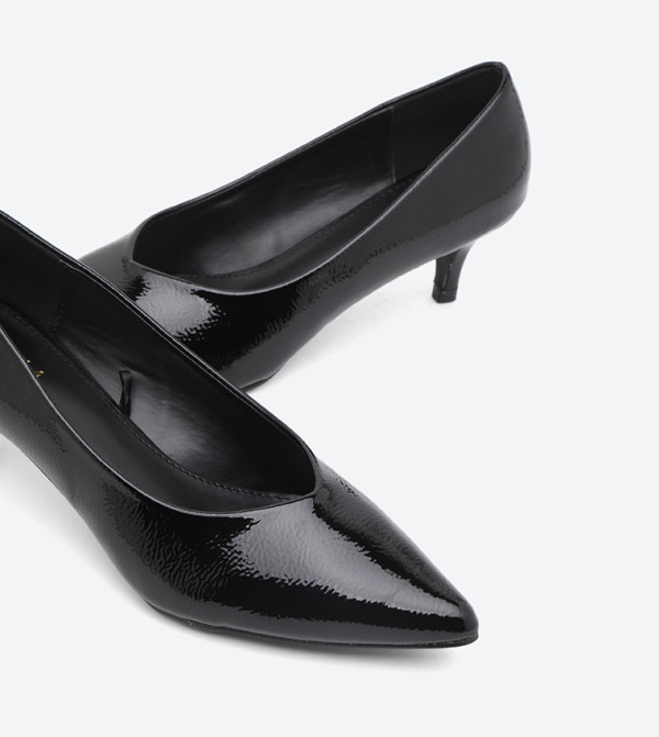 ZAHA @ CCC  - Black Pumps