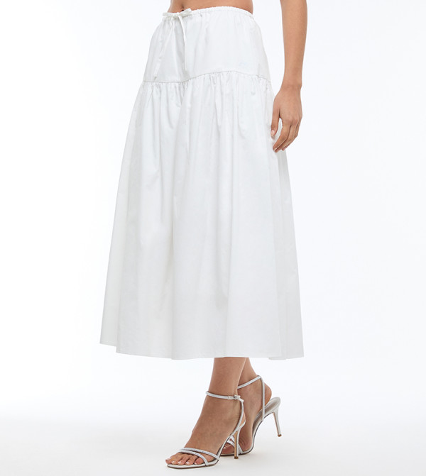 بي سي بي جي  تنانير ميدي - أبيض  Midi Skirts
