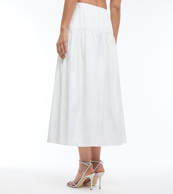 بي سي بي جي  تنانير ميدي - أبيض  Midi Skirts