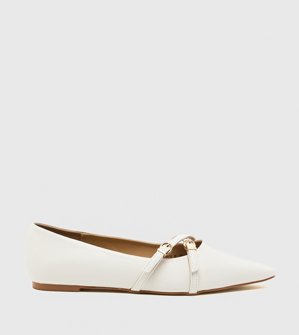 Nine West  Ballerinas - White undefined