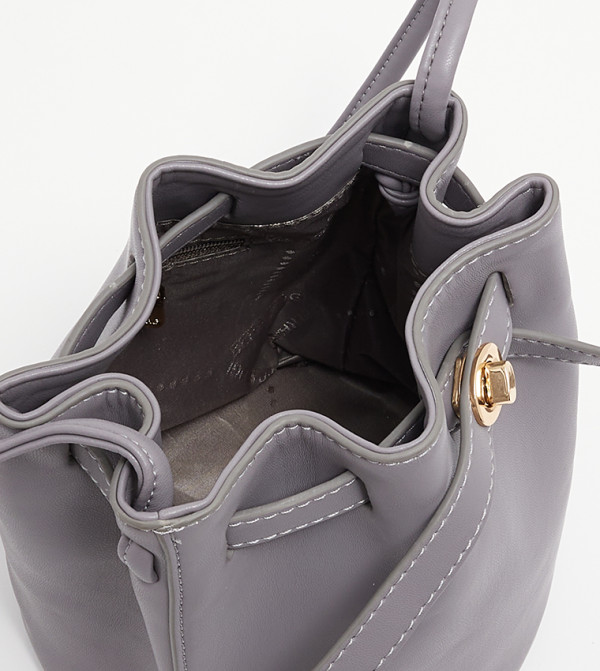 بيراستوجي سي سي سي بيراستوجي سي سي سي - رمادي Shoulder Bag