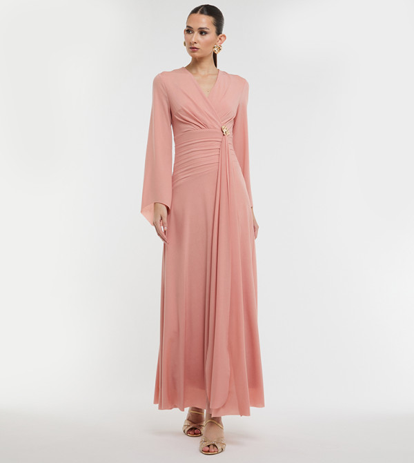 بي سي بي جي  فساتين - وردي Maxi Dresses