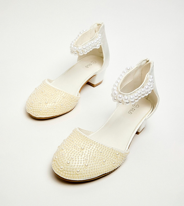 أر آند بي  أحذية كعب - عاجي  HEEL SANDALS