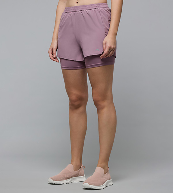 R&B  - Mauve T-shirts