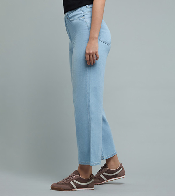 R&B Bootcut Jeans - Light Blue T-shirts