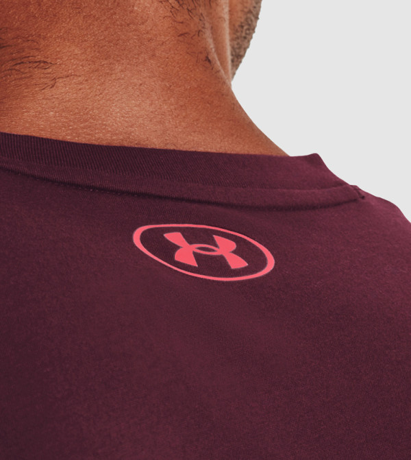 Under Armour Sportswear - Red Tanks/Vest
