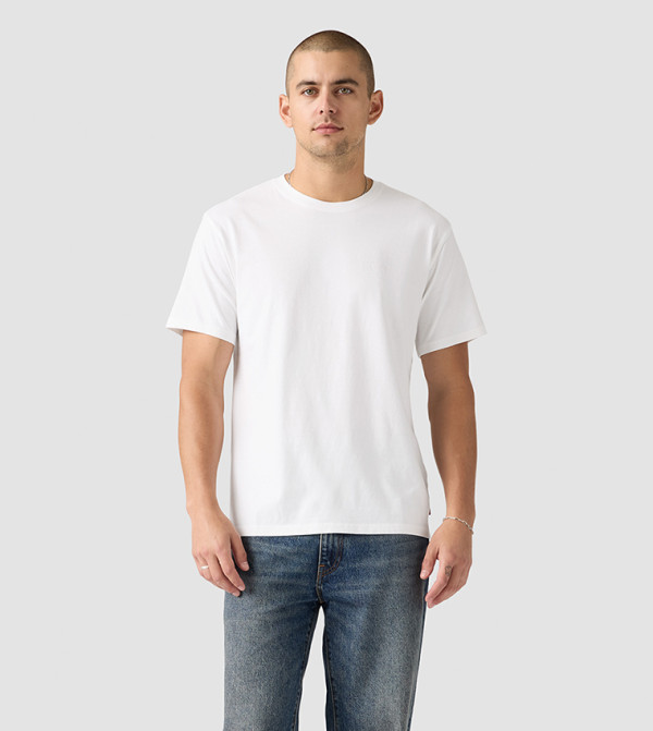 ليفايز  تيشرتات وبلايز - أبيض  Round Neck T-Shirts