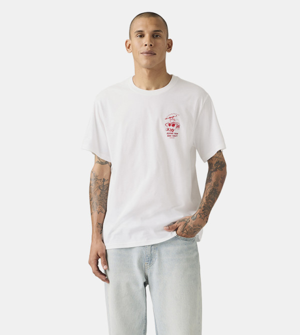 Levi's  T-Shirts - White Round Neck T-Shirts