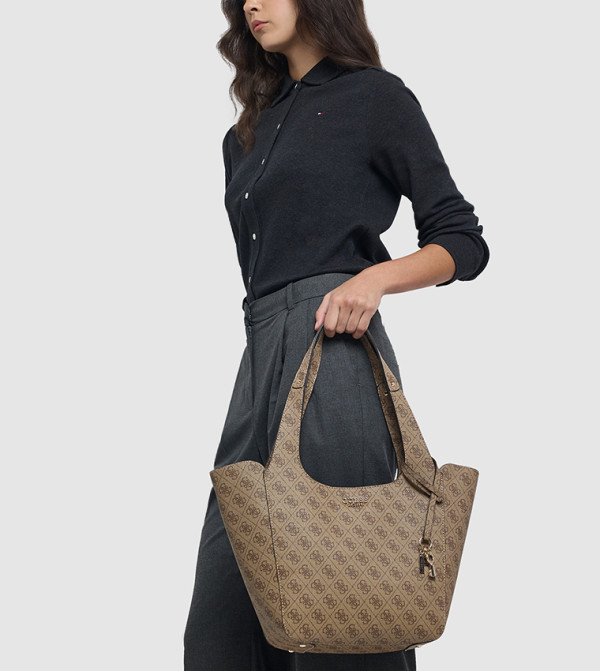 Guess Guess - Beige Tote Bags