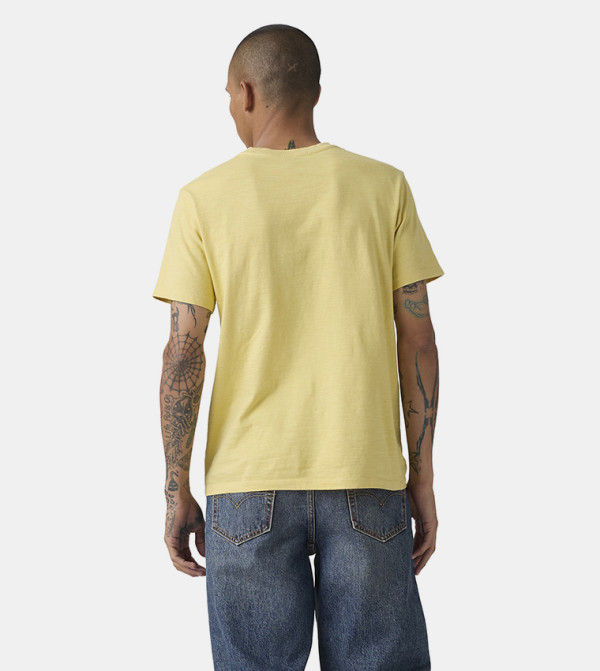 ليفايز ليفايز - أصفر Round Neck T-Shirts