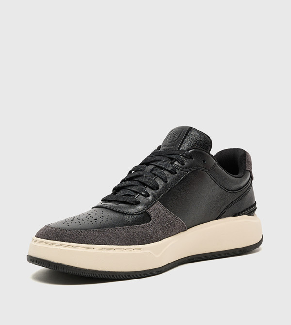 Cole Haan Cole Haan - Black Low Top