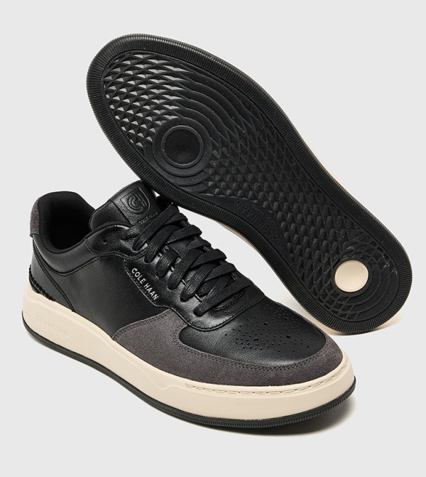 Cole Haan Cole Haan - Black Low Top