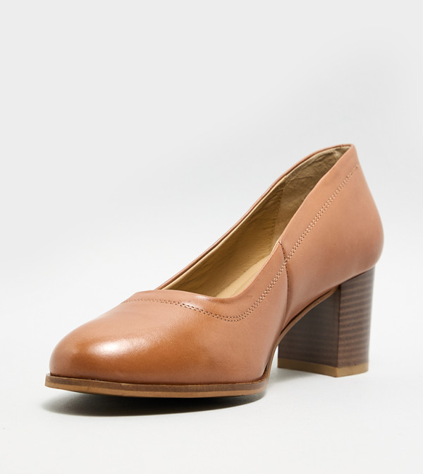 Hush Puppies Shoes - Tan Pumps