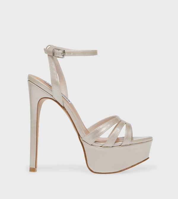 Steve Madden Platforms - Ivory Heeled Sandals