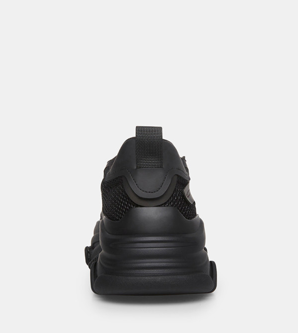 Steve Madden  Shoes - Black Low Top