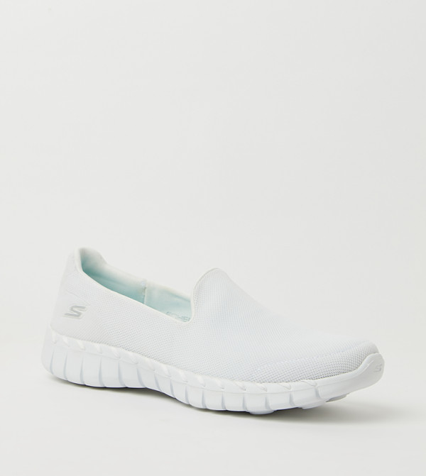 Skechers sports shoes - White Walking Shoes