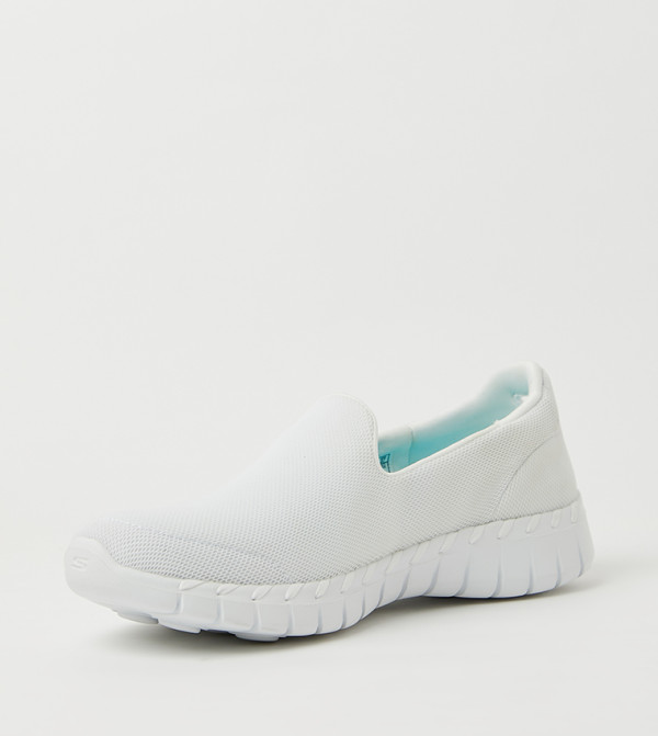 Skechers sports shoes - White Walking Shoes