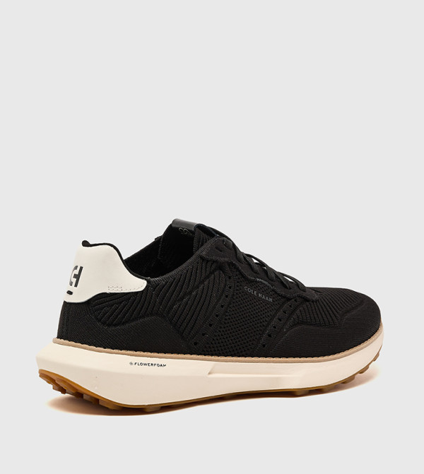 Cole Haan Cole Haan - Black Low Top