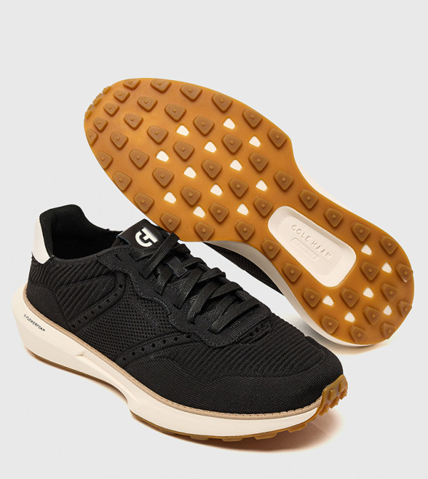 Cole Haan Cole Haan - Black Low Top