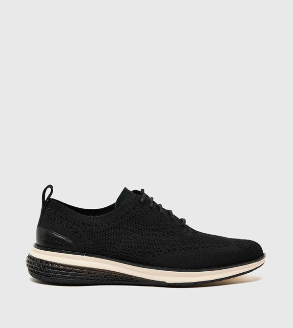 Cole Haan Cole Haan - Black Low Top