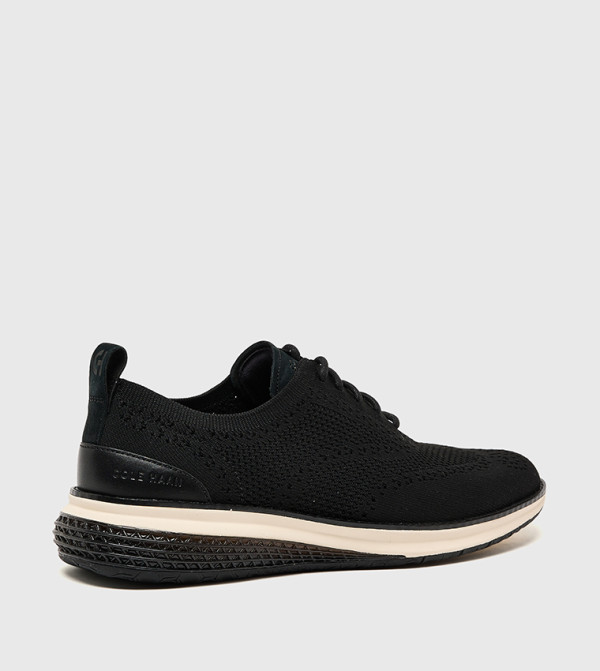 Cole Haan Cole Haan - Black Low Top