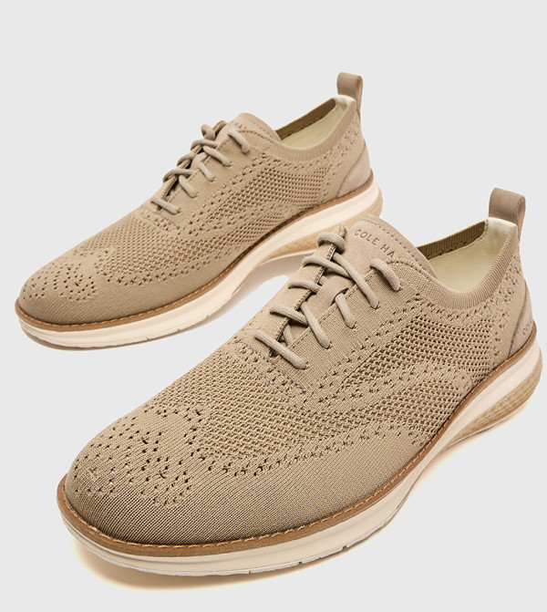 Cole Haan Cole Haan - Beige Low Top