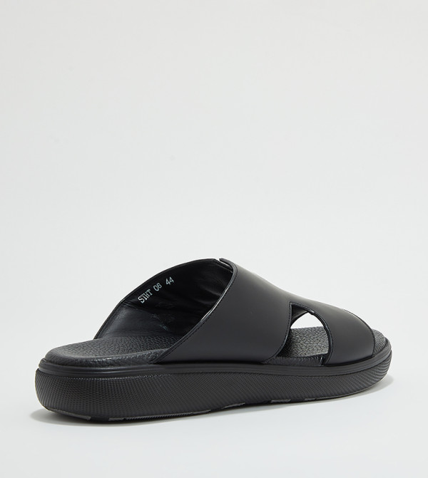 Steve Madden Steve Madden - Black Casual Sandals