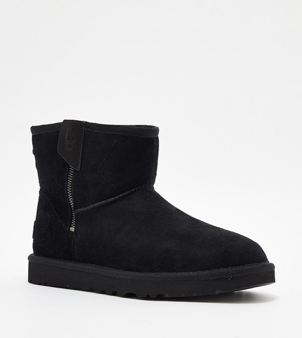 يو جي جي يو جي جي  - أسود Ankle Boots