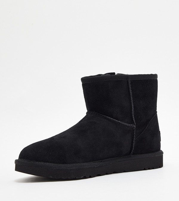 يو جي جي يو جي جي  - أسود Ankle Boots