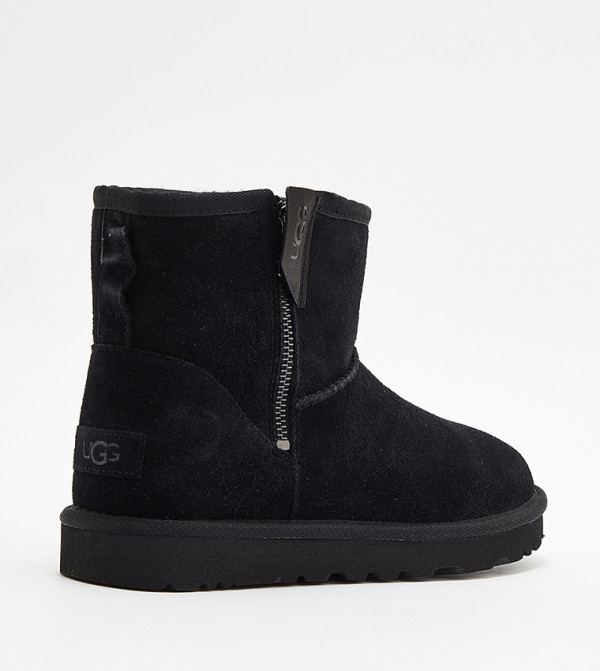 يو جي جي يو جي جي  - أسود Ankle Boots