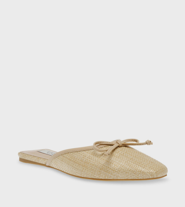 Steve Madden  Flat Shoes - Cream undefined
